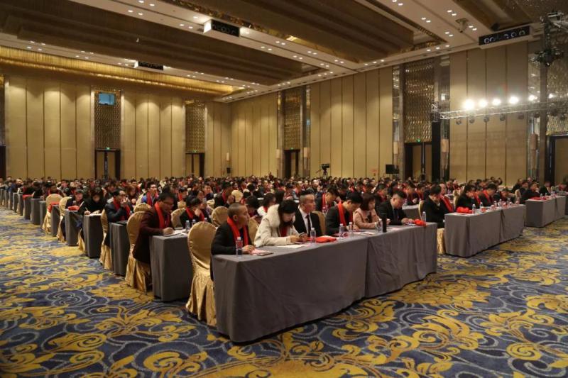 輝煌20載，揚帆再起航！新標門窗2019經(jīng)銷商年會勝利閉幕