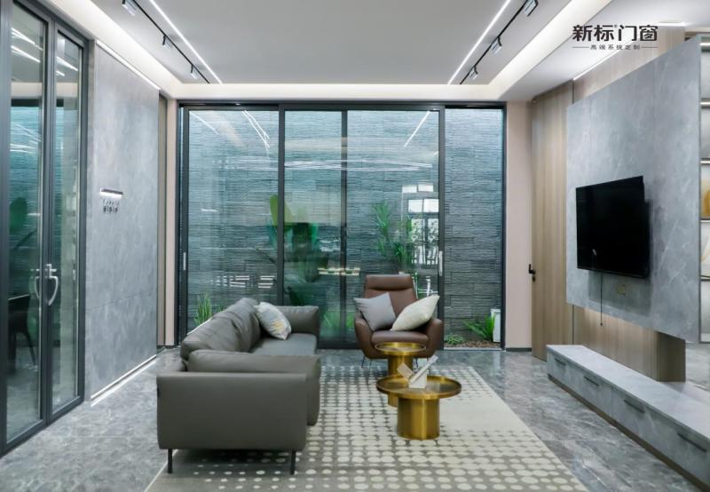 成都斷橋鋁門(mén)窗代理十大排名中有新標(biāo)嗎？加盟新標(biāo)門(mén)窗，讓你的前途無(wú)量